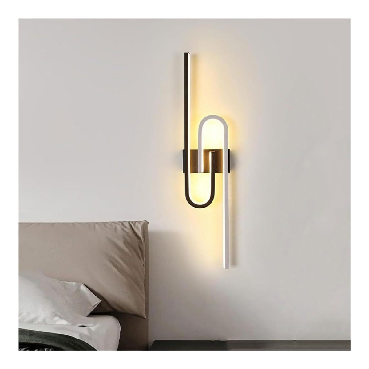 Luminaire Ambre et Rouge a silhouette graphique de type applique murale 18 W