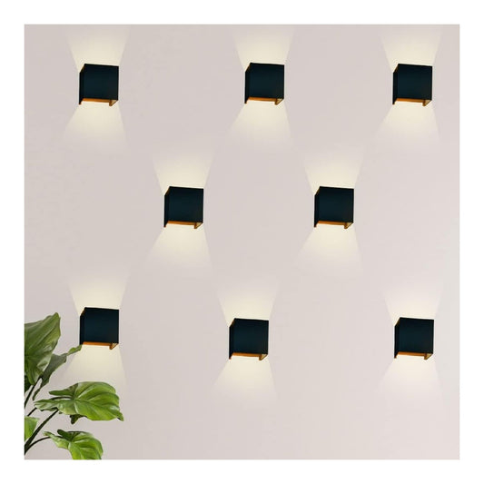 Solution lumineuse Blanc et Rouge au dessin sobre en format applique murale 6W IP65 3000K