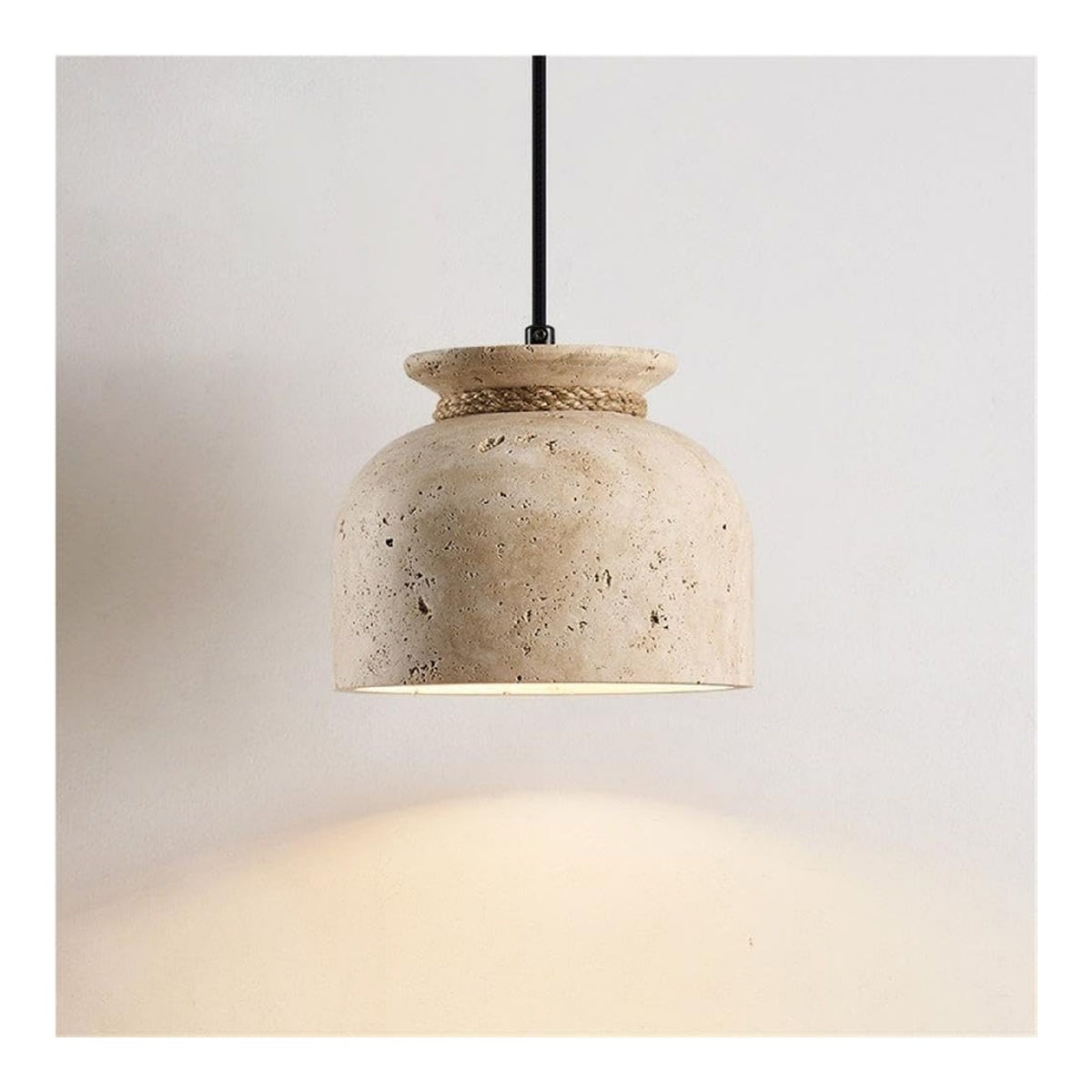 Solution lumineuse Beige et Vert au dessin sobre en format suspension E27